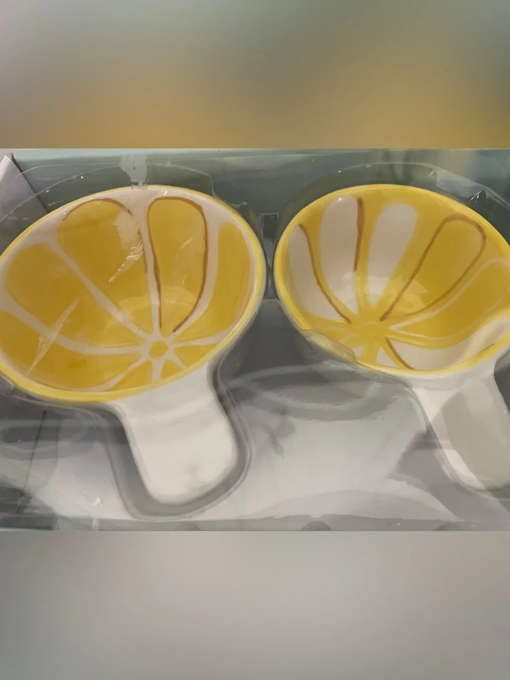 Trina Turk Ceramic Lemon Measuring Cups New in Box
